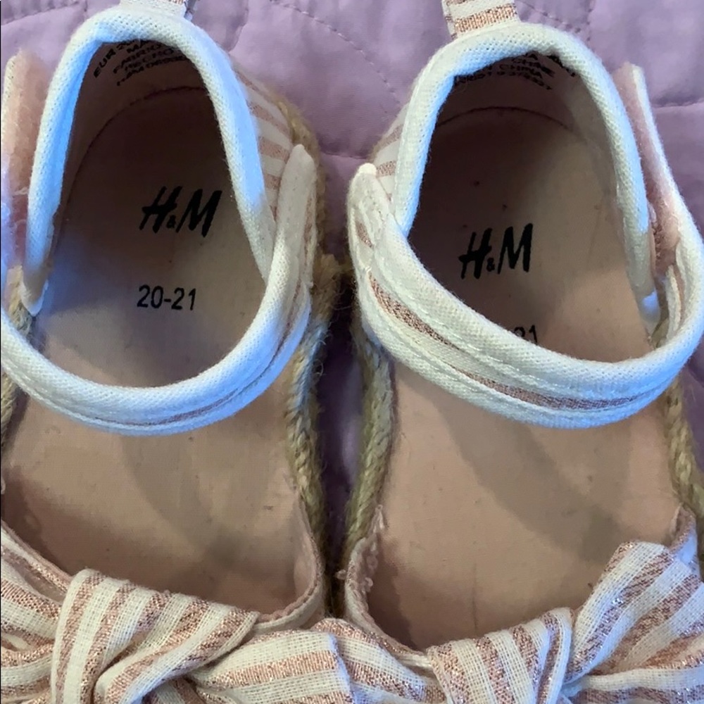Shoes - Picture 5 of 6